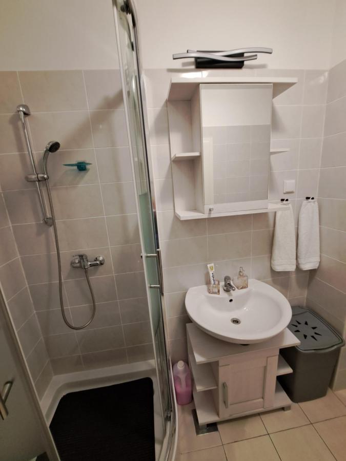 Mariposa, Apartment With Balcony, Private Parking In The Garage, Near The Biggest Shopping Center Mall Of Split Dış mekan fotoğraf